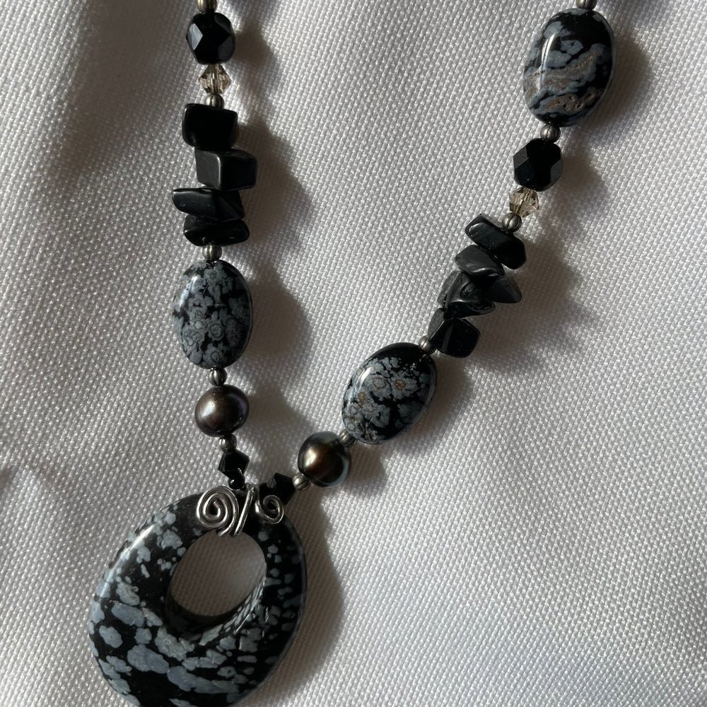 Unique black/grey/silver stone 18" necklace